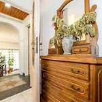 Villa Luxury With A Swimming Pool - 13374