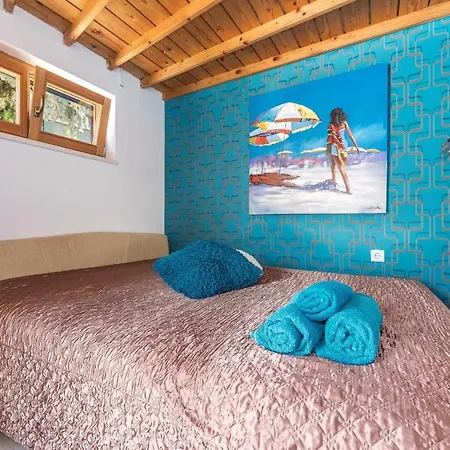 Luxury With A Swimming Pool - 13374 Villa