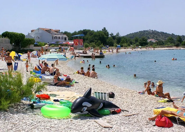 Luxury With A Swimming Pool - 13374 *