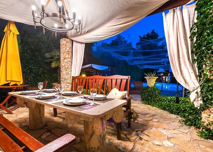 Luxury With A Swimming Pool - 13374 Villa Rogoznica (Sibenik-Knin)